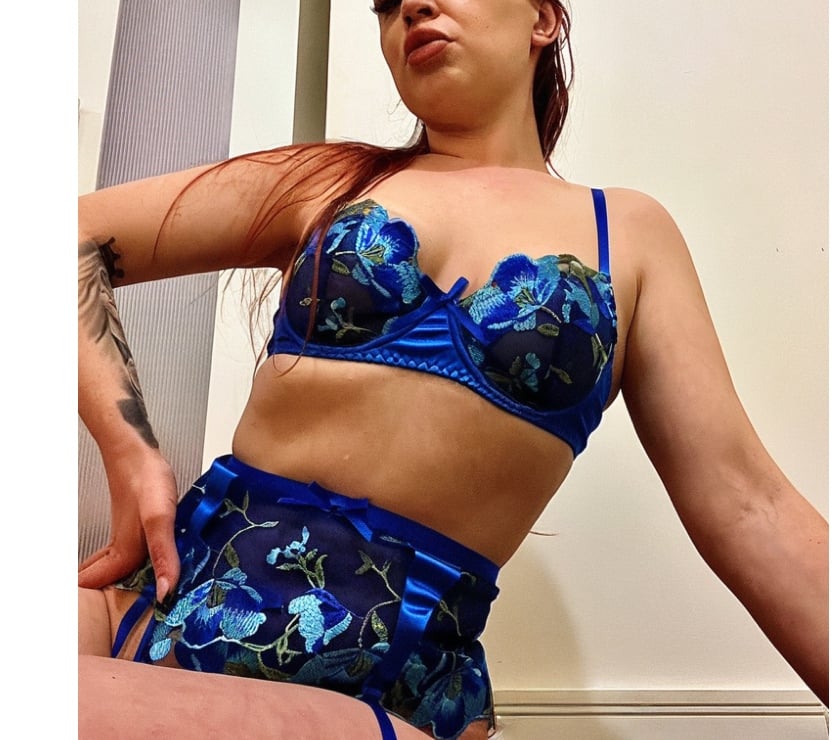 Escorts London Luton Airport Luton - Photos for 🥰New in you town 😜Party girl 🥳