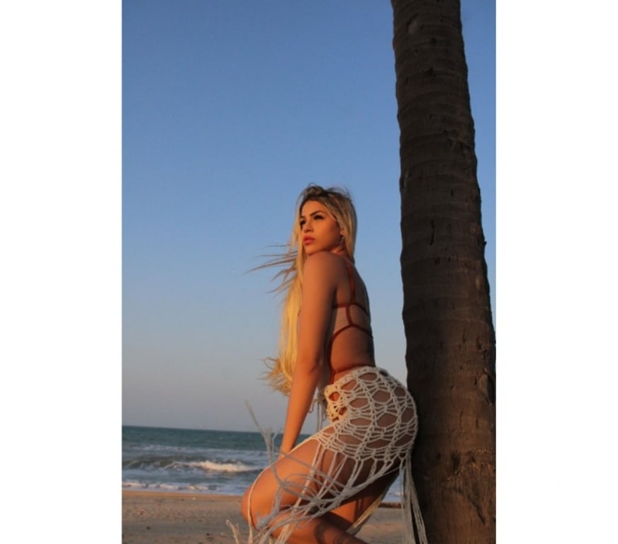 Escorts Merseyside Liverpool - Photos for NEW WHITE GIRL IN TOWN