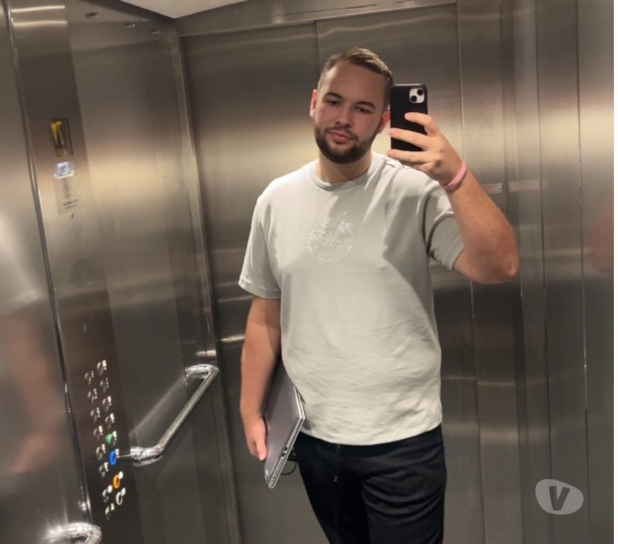  Gay massage Greater Manchester Manchester - Photos for Hairy 19 year old - Manchester Escort