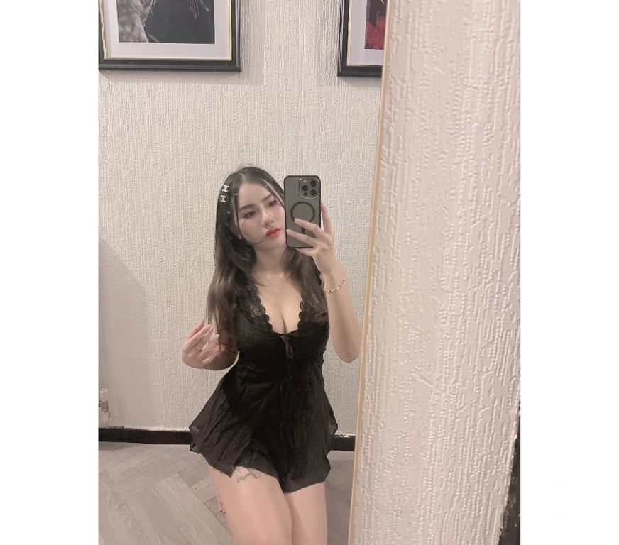 Escorts Merseyside Wirral - Photos for Thai Mint super Sexy real pics 07930731326