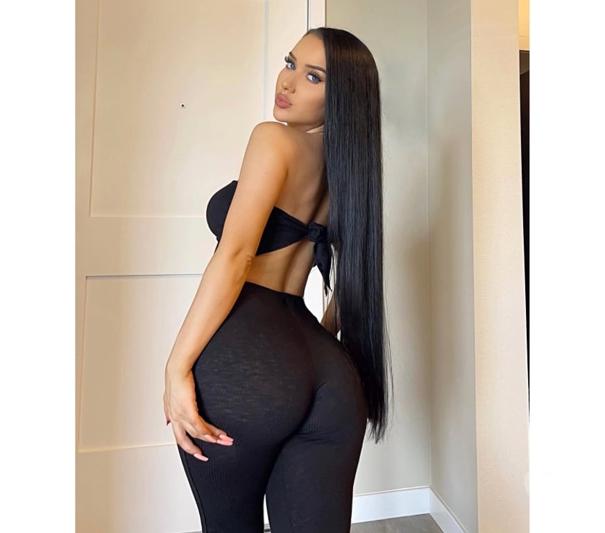 Escorts Hertfordshire North Hertfordshire - Photos for 🔥🛑ONLY OUTCALL🔥🛑NEW IN TOWN🔥AME