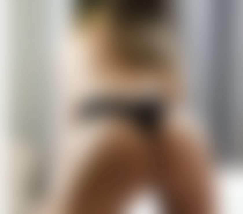 Escorts Essex Rochford - Photos for Suzan Available Massage 🌸🌸🌸🌸