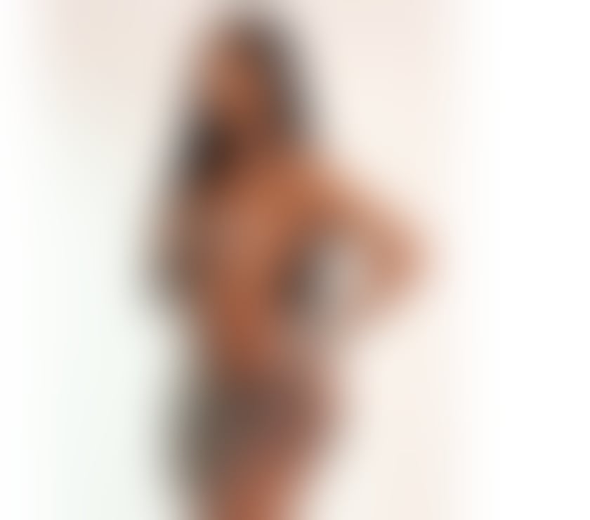 Trans Cardiff City Centre Cardiff - Photos for Julie Rouch Porn star 🇧🇷