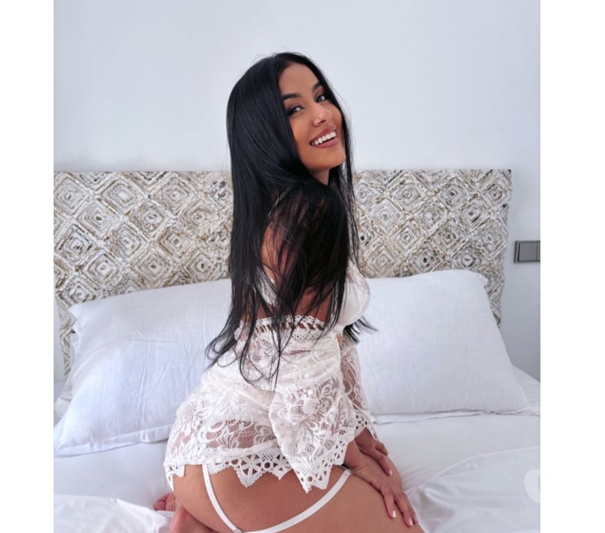 Escorts Cambridgeshire Huntingdonshire - Photos for I’m a brunette girl in your town