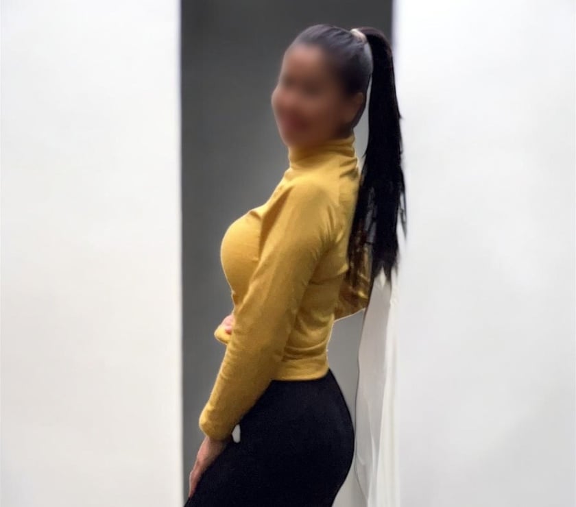 Escorts Lancashire Burnley - Photos for Naughty Thai Helen