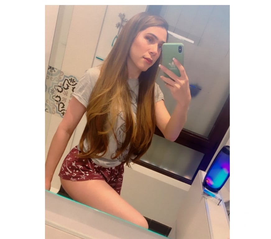 Trans Escorts Surrey Epsom and Ewell - Photos for Smooth TS Patricia ❤️