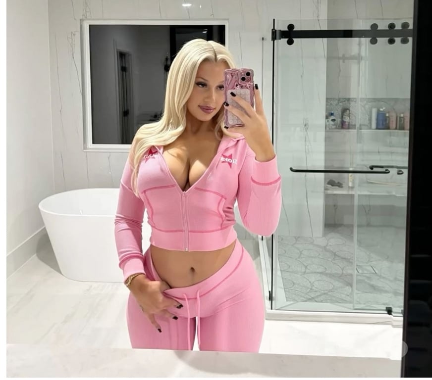 Escorts Aberdeen Aberdeen City Centre - Aberdeen - Photos for 🔥 Hot Curvy Latina 🔥 NEW IN TOWN