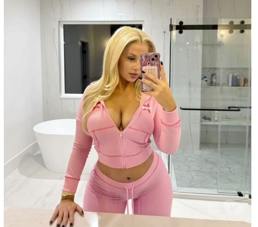Escorts Aberdeen Aberdeen City Centre - Aberdeen - Photos for 🔥 Hot Curvy Latina 🔥 NEW IN TOWN