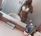 New in Harlow!Allison PARTY GIRL