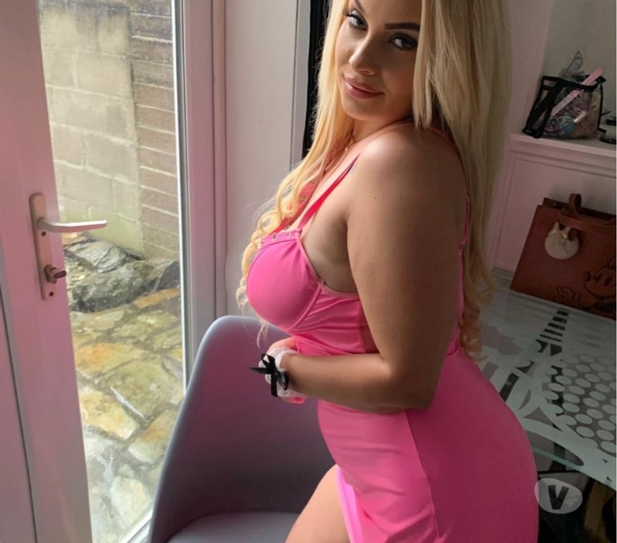Escorts Hampshire Southampton - Photos for New in Southampton!!Emma Party girl
