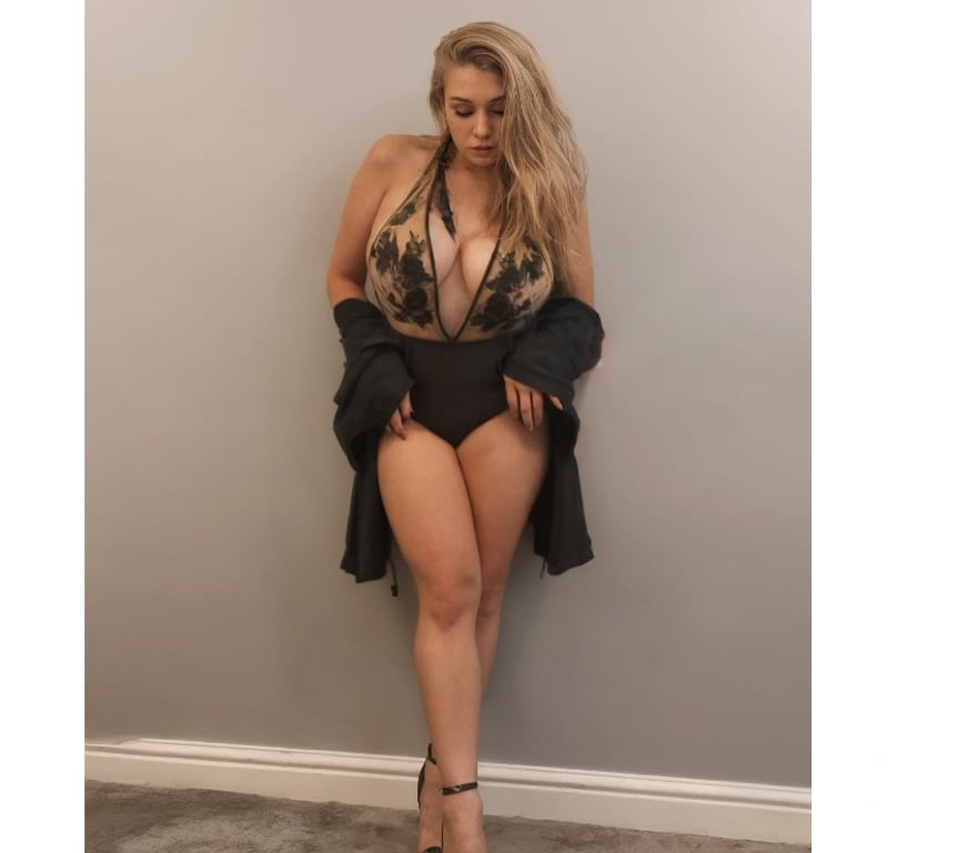 Escorts Dorset Bournemouth, Christchurch and Poole - Photos for Horny Latina LOLA!🍑