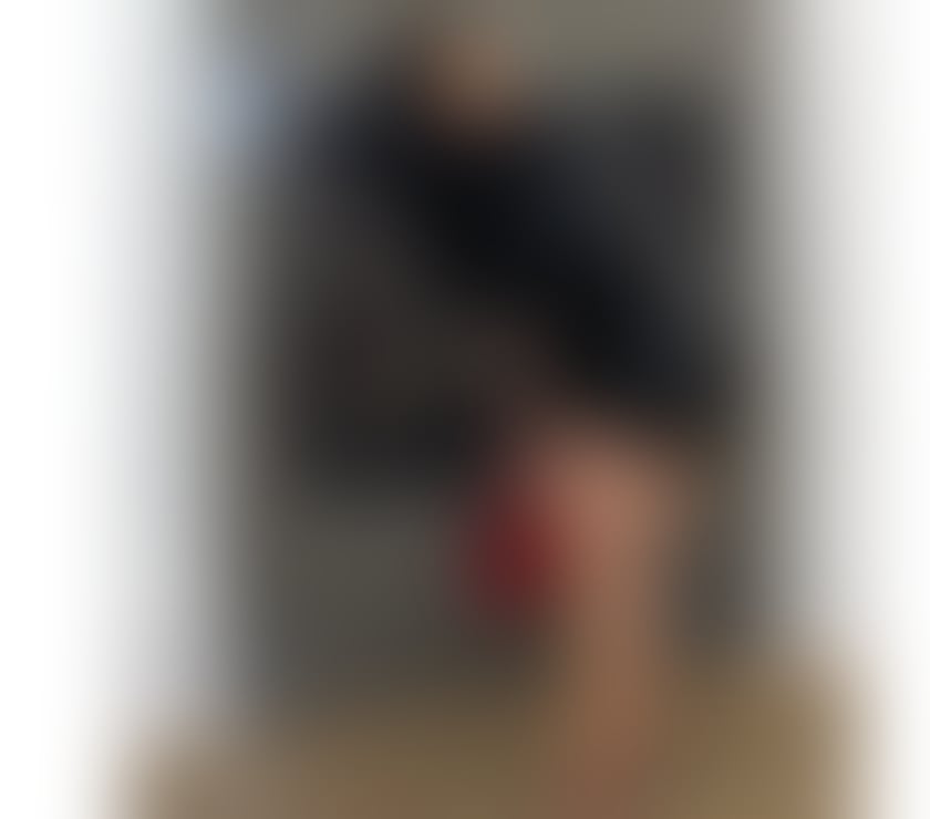 Escorts South East London Croydon - Photos for BRUNETTE BIG BUM 🥳🎉🥂🍾