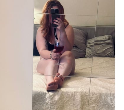 Escorts Morden Merton - Photos for New Victoria in Morden