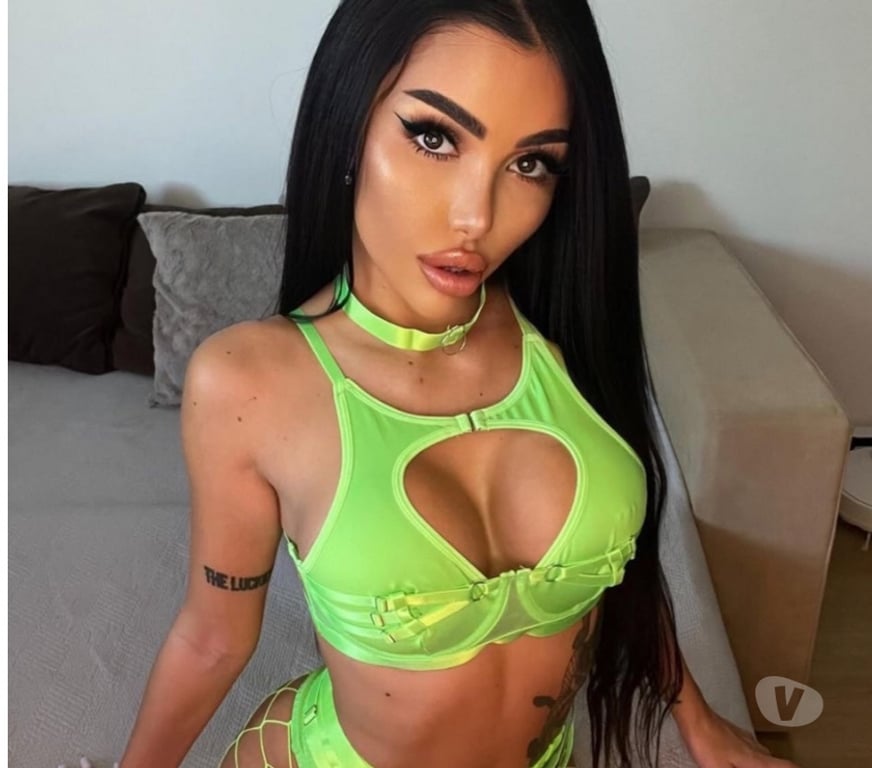 Escorts Lincolnshire Lincoln - Photos for Christine – Elegant, Flirty & Ready to Excite ✨Party💯