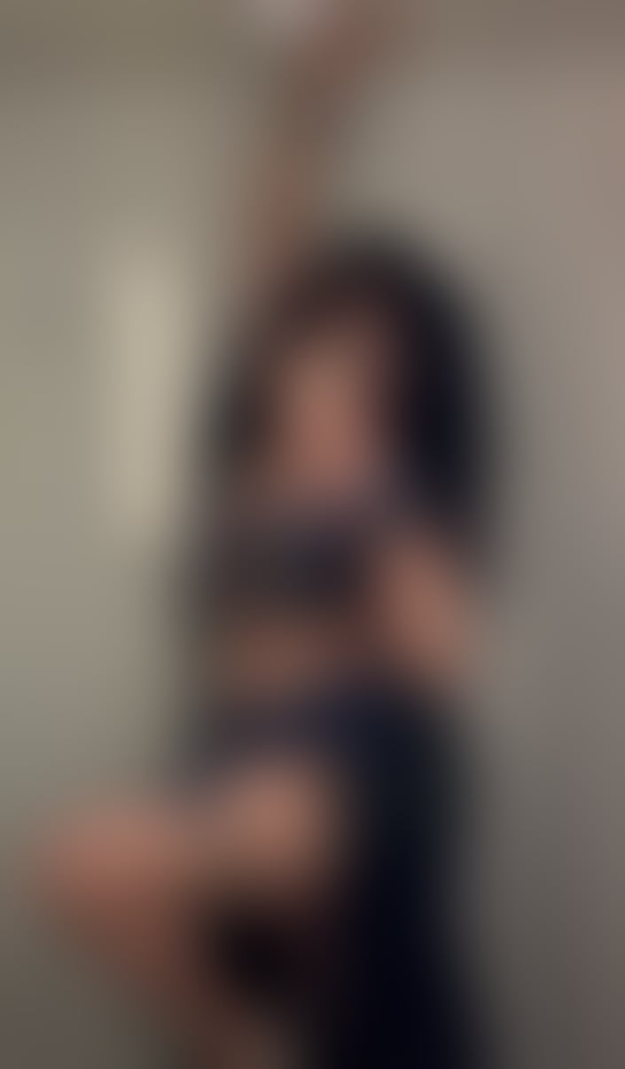 Escorts West London Kensington (Olympia) Station - West London - 