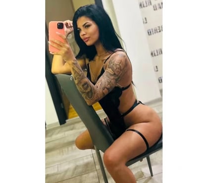 Escorts Hull City Centre Hull - Photos for 🩷 SOPHIA – SEXY GIRL👅 PARTY Incall&Outcall 🩷🌸