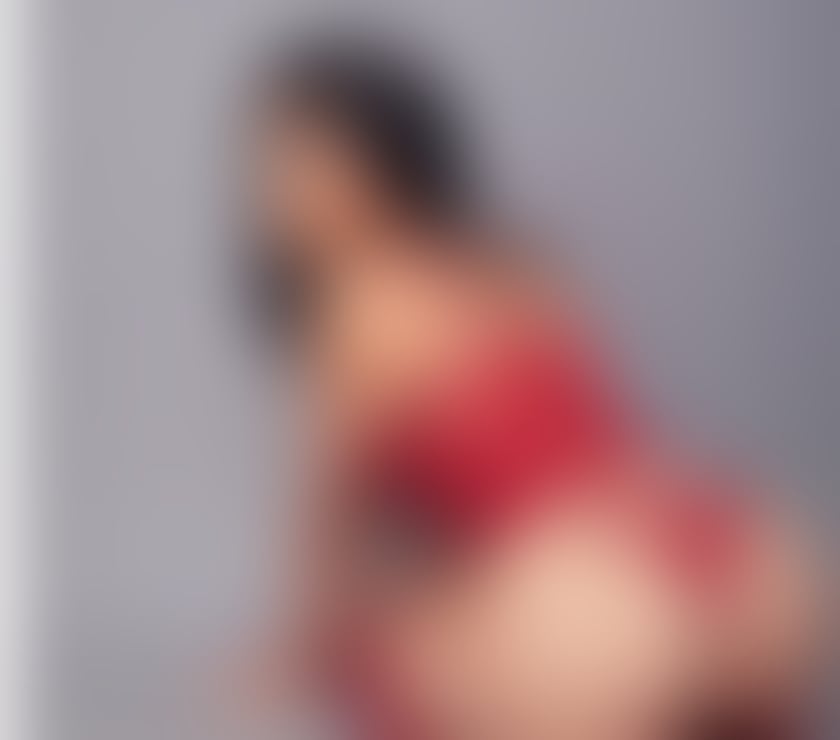 Escorts Cardiff Cardiff City Centre - Cardiff - Photos for Tainá NEW HERE😍HOT BRAZILIAN🇧🇷🩷