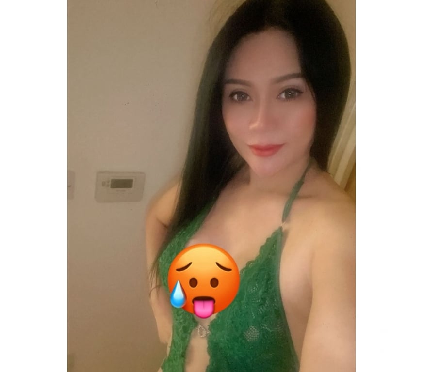 Escorts West Midlands Walsall - Photos for Lisa Naughty best service in wasall 💦💦