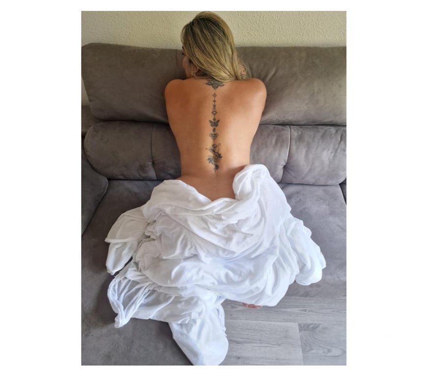 Escorts East London South Hackney - East London - Photos for Sexy Colombian MILF, Fun, flirty & always exciting.”💋
