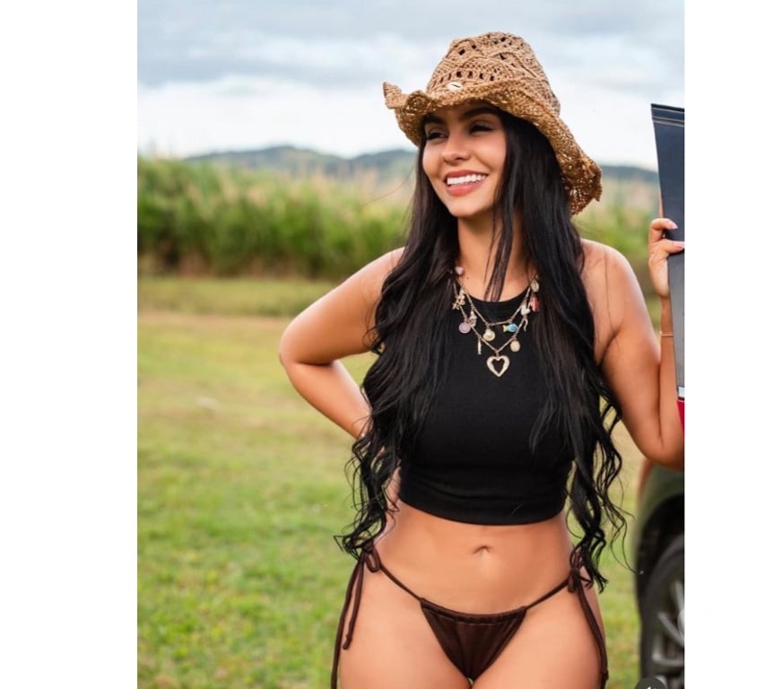 Escorts Ealing Southall - Ealing - Photos for BRUNA🔝TOYS🧨PARTY GIRL SEXY BIG BUM🔥🔝