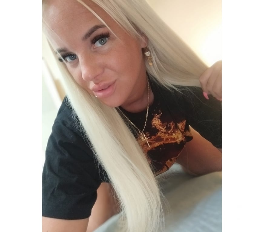 Escorts Nottinghamshire Nottingham - Photos for Hot Blonde_Long_legs