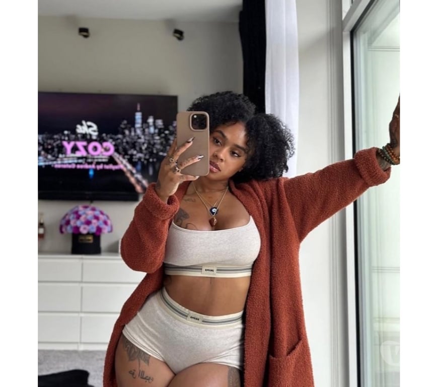 Escorts Cardiff Cardiff City Centre - Cardiff - Photos for Curvy Caribbean bb🔥🥵😈 FULL GFE