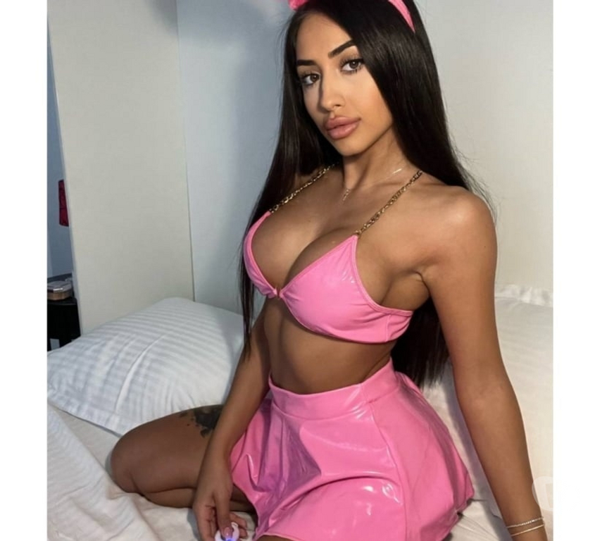 Escorts East London Redbridge - Photos for New ARIYSSA Hot & Sexy 🔥 😍 💋 Near Ilford station