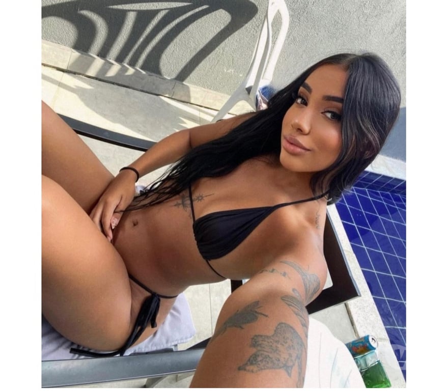 Escorts West Yorkshire Leeds - Photos for Julia🦋🧁best owo 💦24hr party girl 🎉