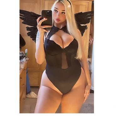  Escorts & Erotic Massage Bradford City Centre Bradford - Photos for LATINA👙🍑EXTRAS AVAIABLE 👙🍑SOFIA👙🍑