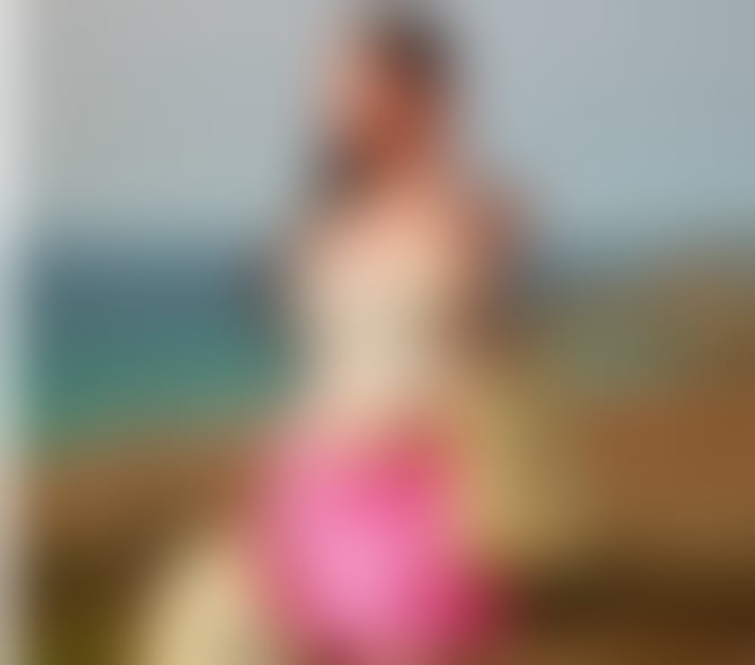 Escorts Essex Thurrock - Essex - Photos for Hot Thai TS Sammy in Grays this week!