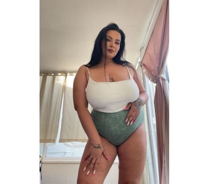  Escorts Cardiff City Centre Cardiff - Photos for No rush ! Incall outcall! Busty girl !best bj ! 🎉🍀