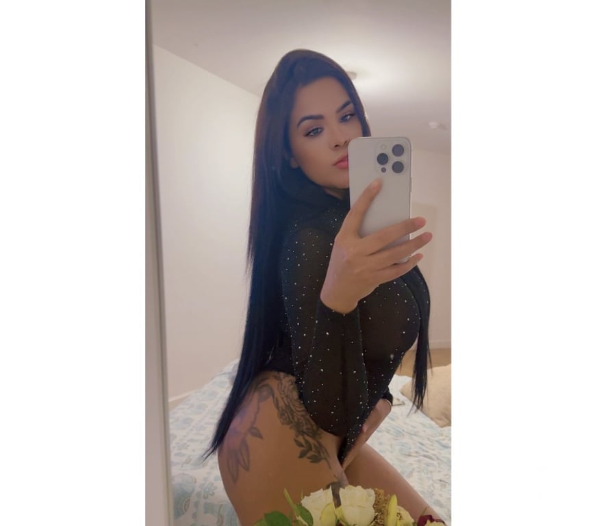 Escorts Gloucestershire Cheltenham - Photos for Sabrina BIG BOOBS SEXY, BIG ASS SEXY PARTY