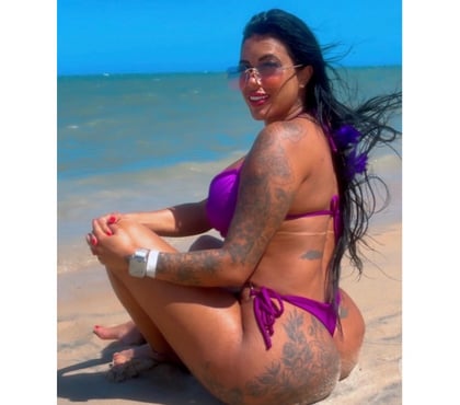 Escorts Liverpool City Centre Liverpool - Photos for Larissa big butt😏 and loves to party 🥳🥂