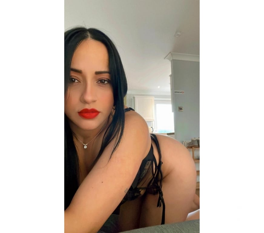 Escorts South Lanarkshire East Kilbride - South Lanarkshire - Photos for HOT BRAZILIAN | GABRIELLA | NATURAL BODY