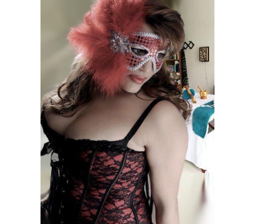 Escorts Derry and Strabane Londonderry - Derry and Strabane - Photos for Hot massage and a Wonderful Time In Derry