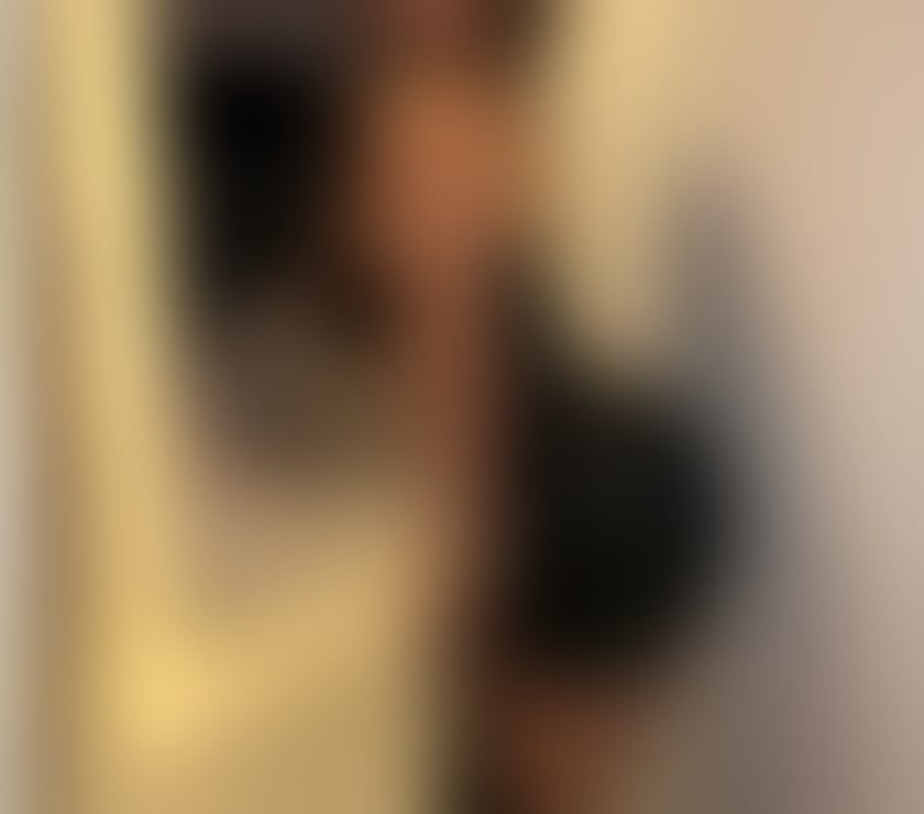 Escorts Suffolk Ipswich - Photos for Beautiful Sophie partying in the City