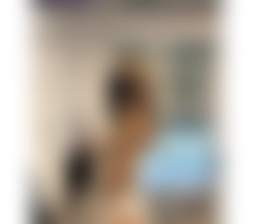 Escorts North West London Colindale Station - North West London - Photos for BLONDE PETITE EXTRA SMALL 🇧🇷