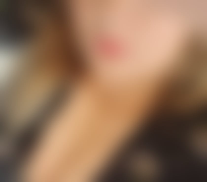 Brand new in digbeth tanned English mature beauty