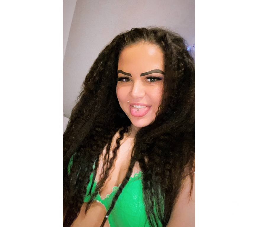 Escorts Surrey Epsom and Ewell - Photos for BBW ALEXANDRA🍑 NEW GIRL IN THE AREA😈💦