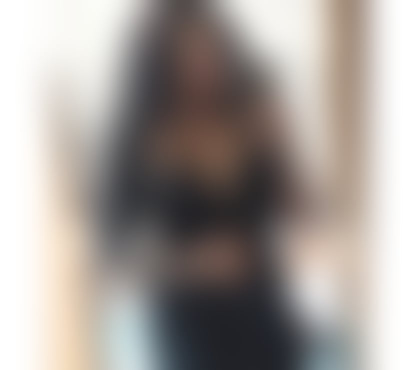 🥰 NEW IN TOWN PARTY GIRL