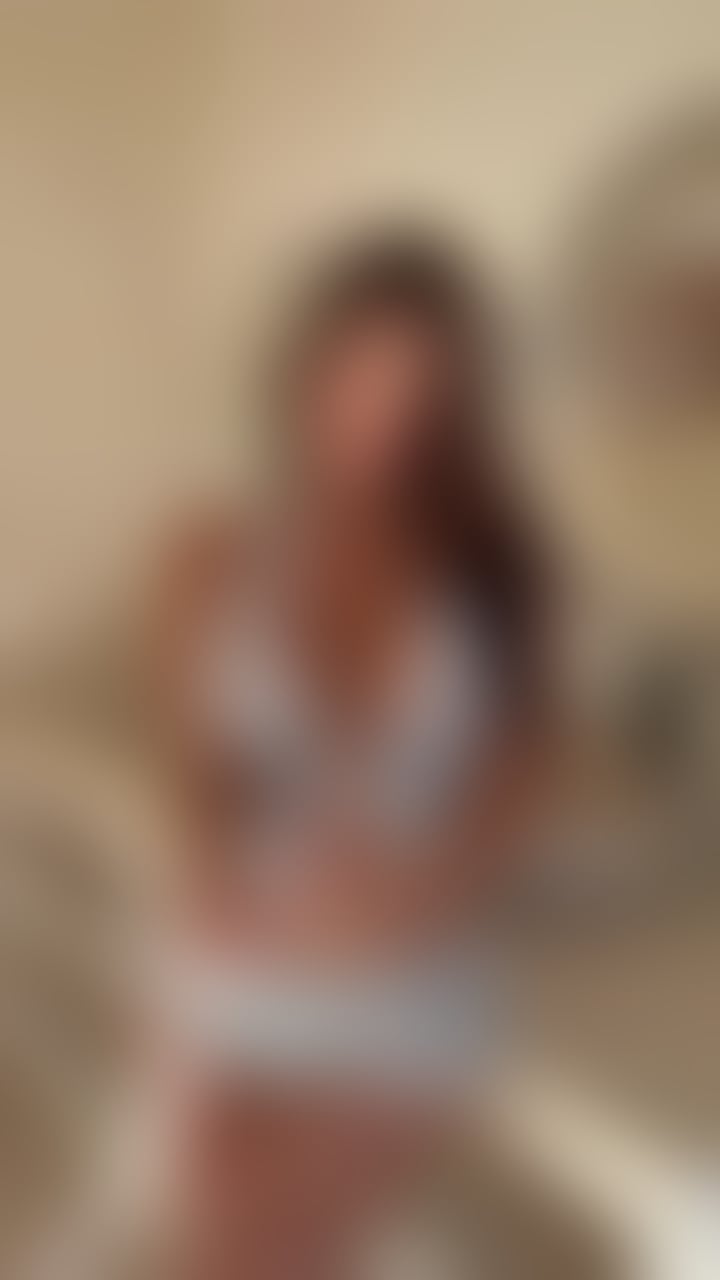 Escorts Reading Reading Town Centre - Reading - 