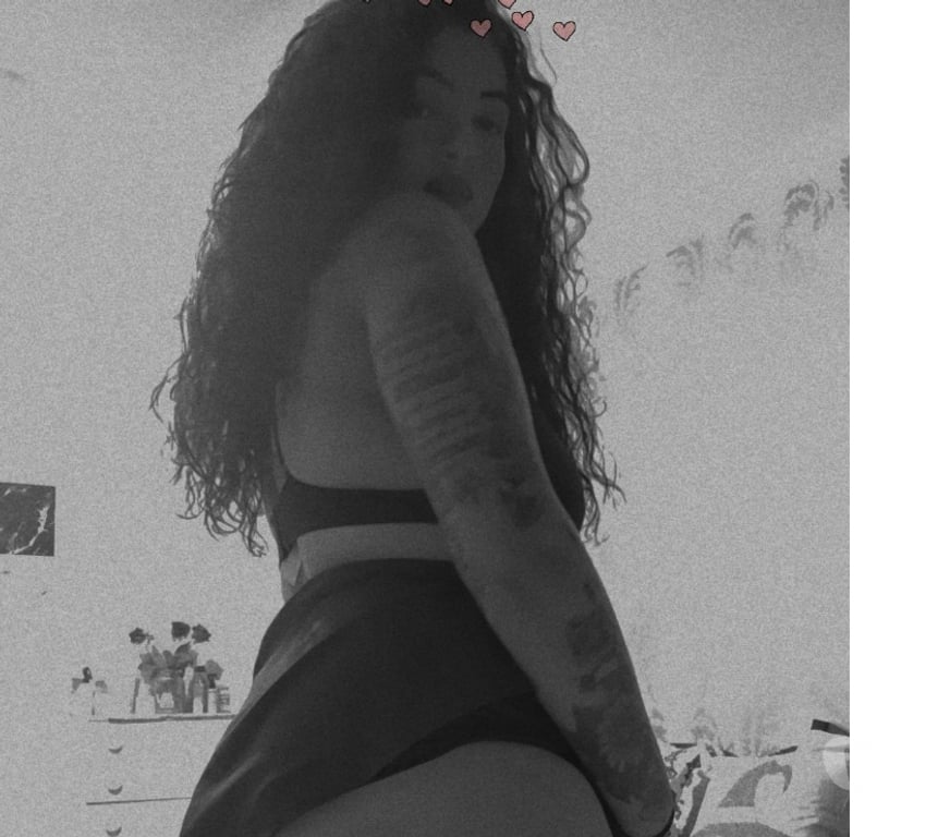 Escorts West London Hounslow - Photos for NEW IN TOWN OUTCALL PARTY GIRL