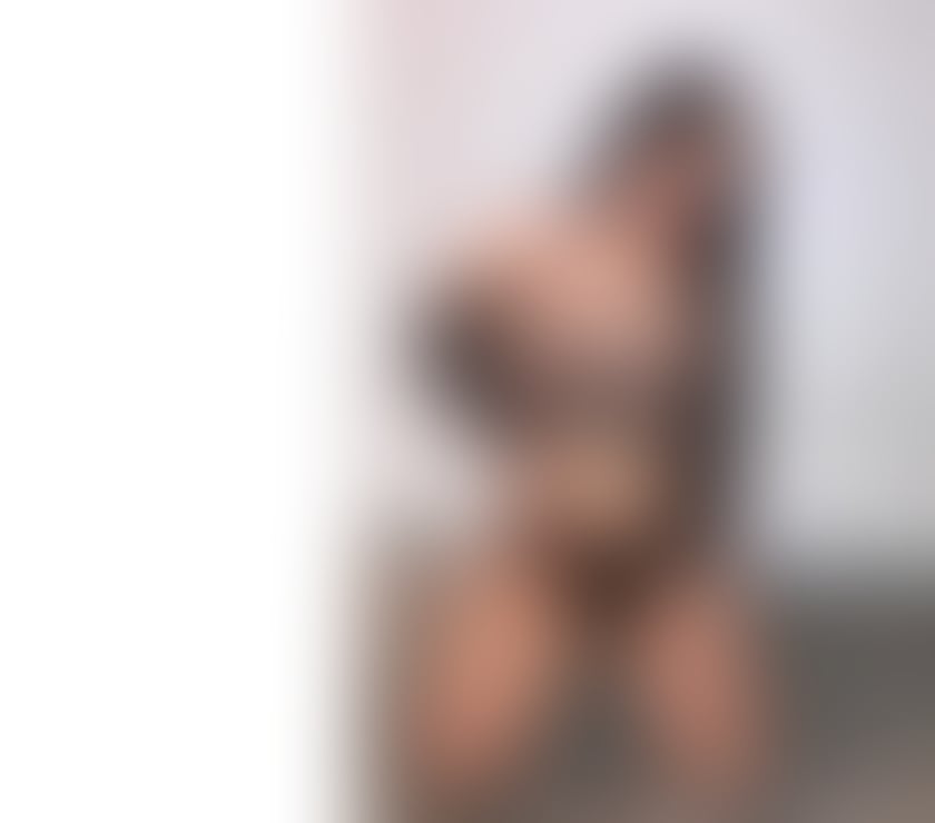 Escorts East London East Ham Station - East London - Photos for New in town sensual body 👁️ top service ❤️💗