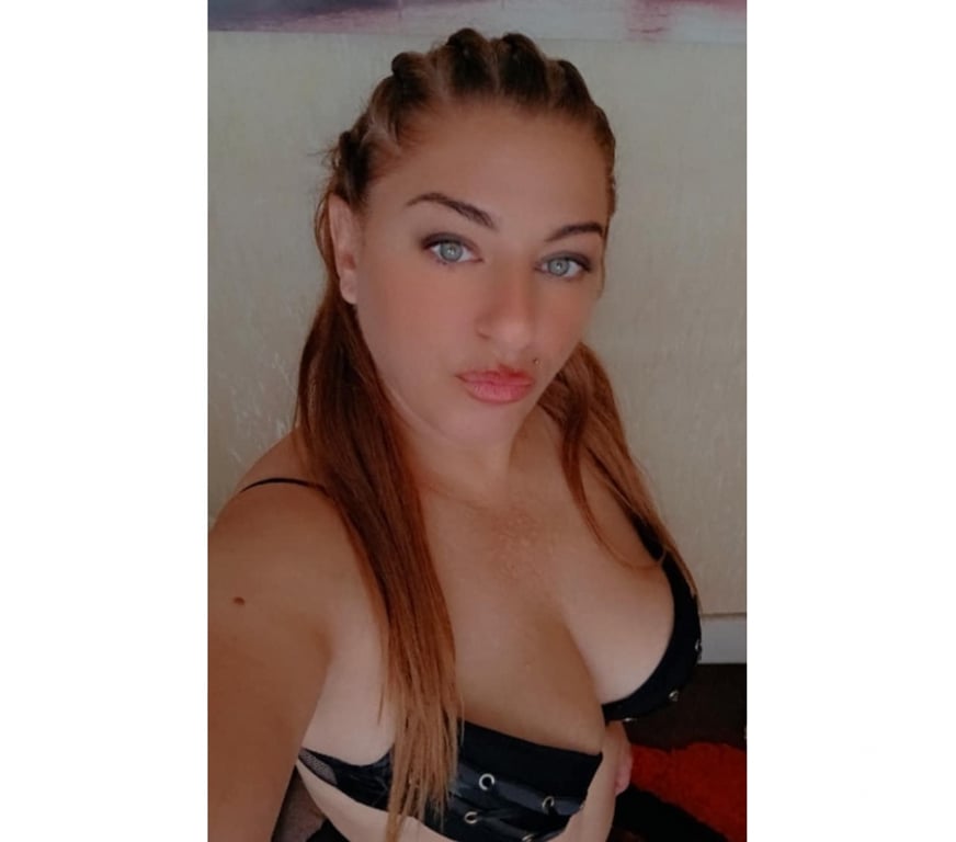 Escorts East London Stratford - East London - Photos for PARTY GIRL CRISTINA