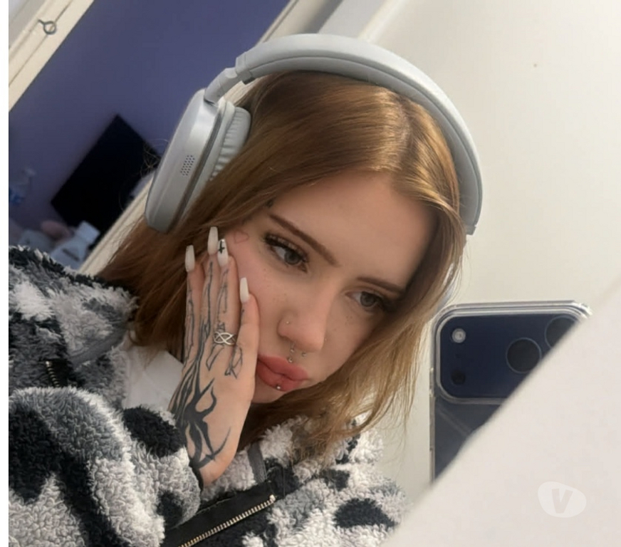 Adult Entertainment South Yorkshire Sheffield - Photos for naughty 19 year old looking for video calls😋