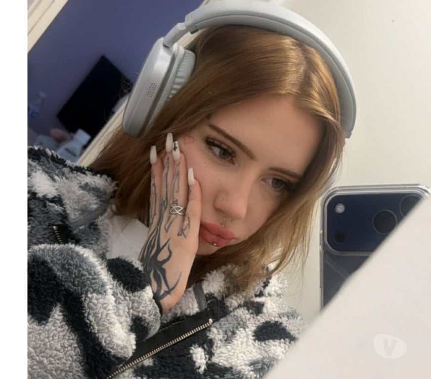 Adult Entertainment South Yorkshire Sheffield - Photos for naughty tatted 19y o looking for whatsapp video calls😋