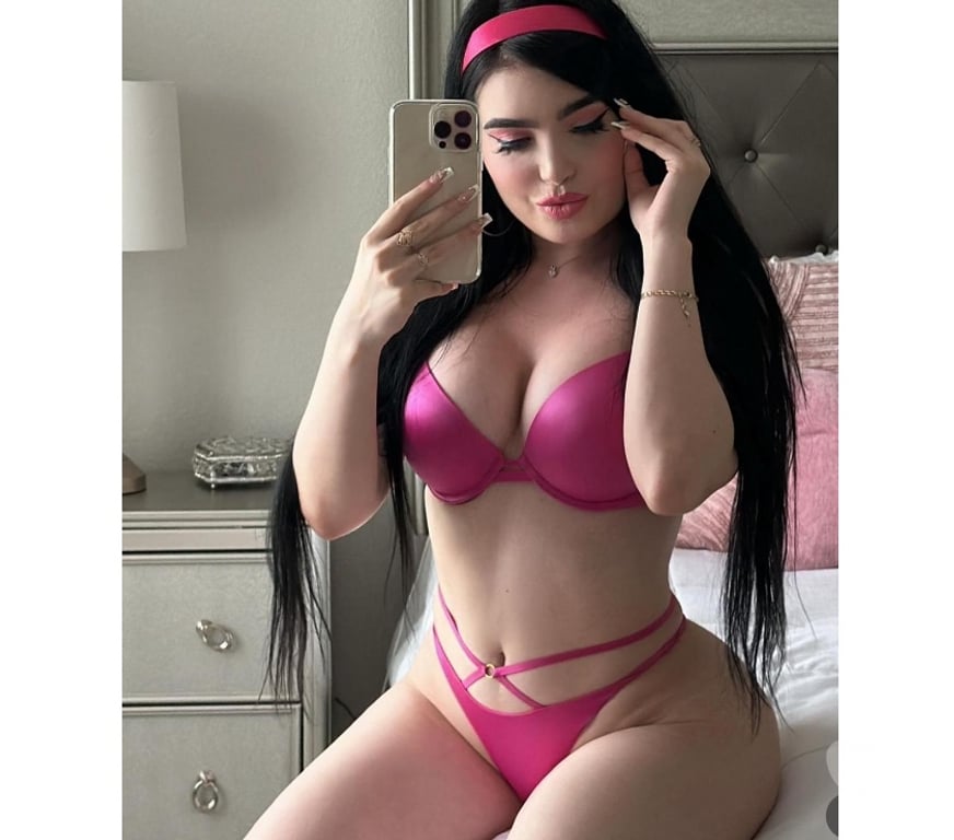 Escorts South East London Greenwich - Photos for New IN TOWN OFFERING THE BEST AND UNRUSHED TIME