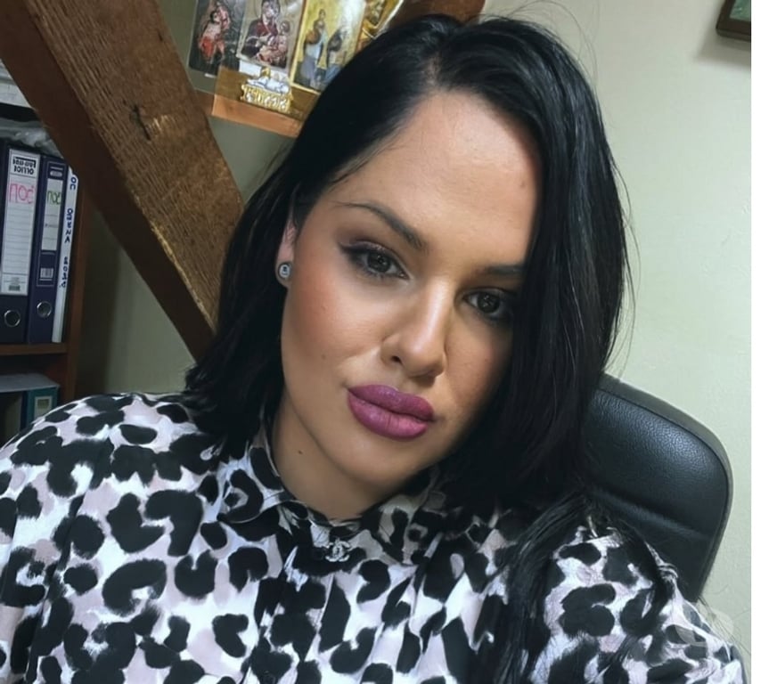 Escorts West Midlands Walsall - Photos for Alina owo include price gfe milf best serivice call baby