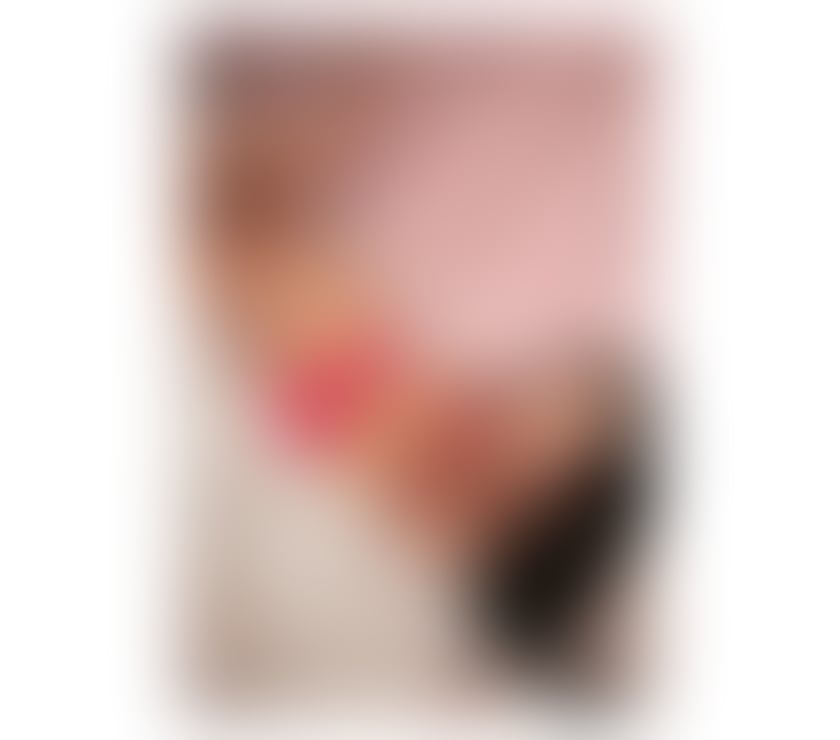 Escorts Cornwall Newquay - Cornwall - Photos for SARA brunette girl BIG ASS