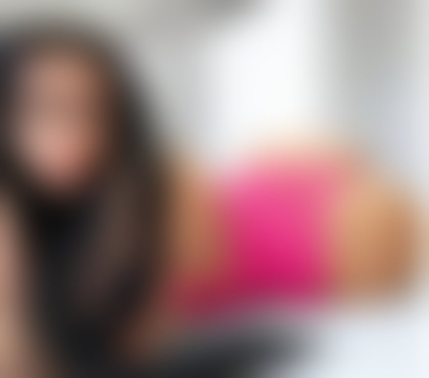 Escorts East London Canning Town - East London - Photos for Naughty Lola 4U